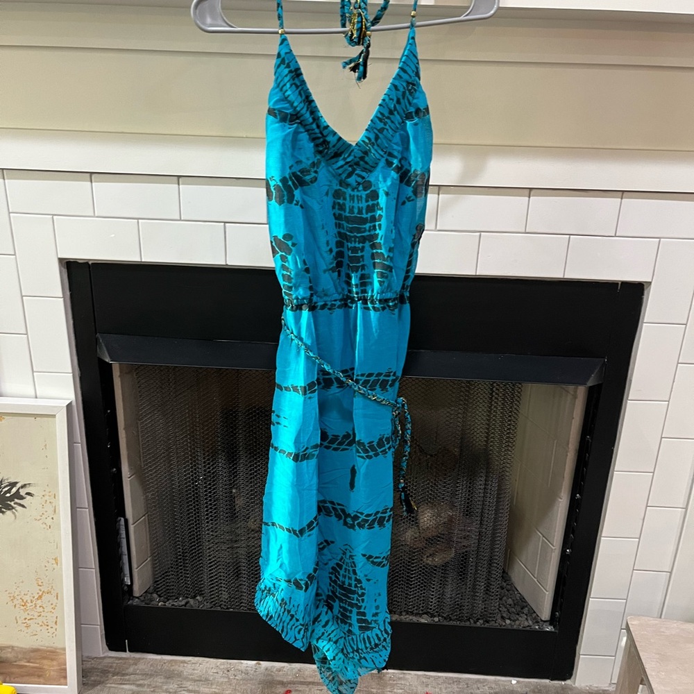 Blue dress
